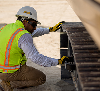 6 Tips to Maintain the Undercarriage of Your Excavator